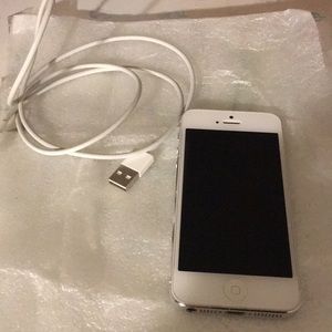 iPhone used but new, no scratches or scrapes, shown in picture